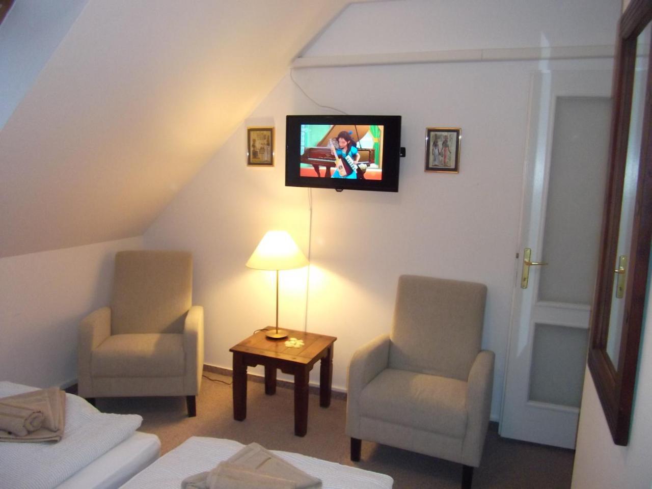 Rózsa Apartman Apartamento Hévíz Exterior foto